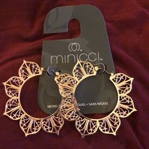 Beautiful rose gold hoops!